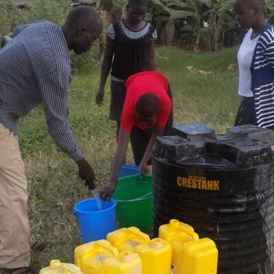 Bild vergrößern: Finanzierung eines Brunnenbaus in Uganda