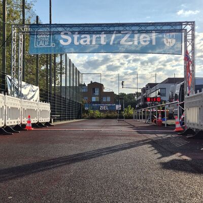 Start- und Zieleinlauf